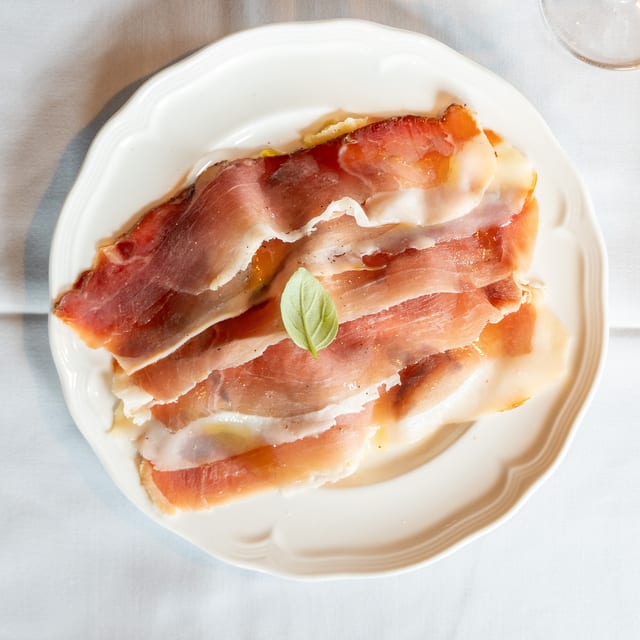 Speck & Dates.